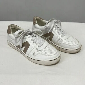 Mia || beige and white lace up sneaker size 6.5